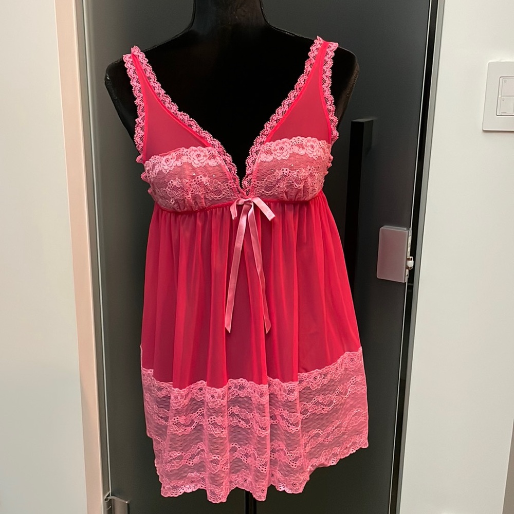 Victoria’s Secret night gown